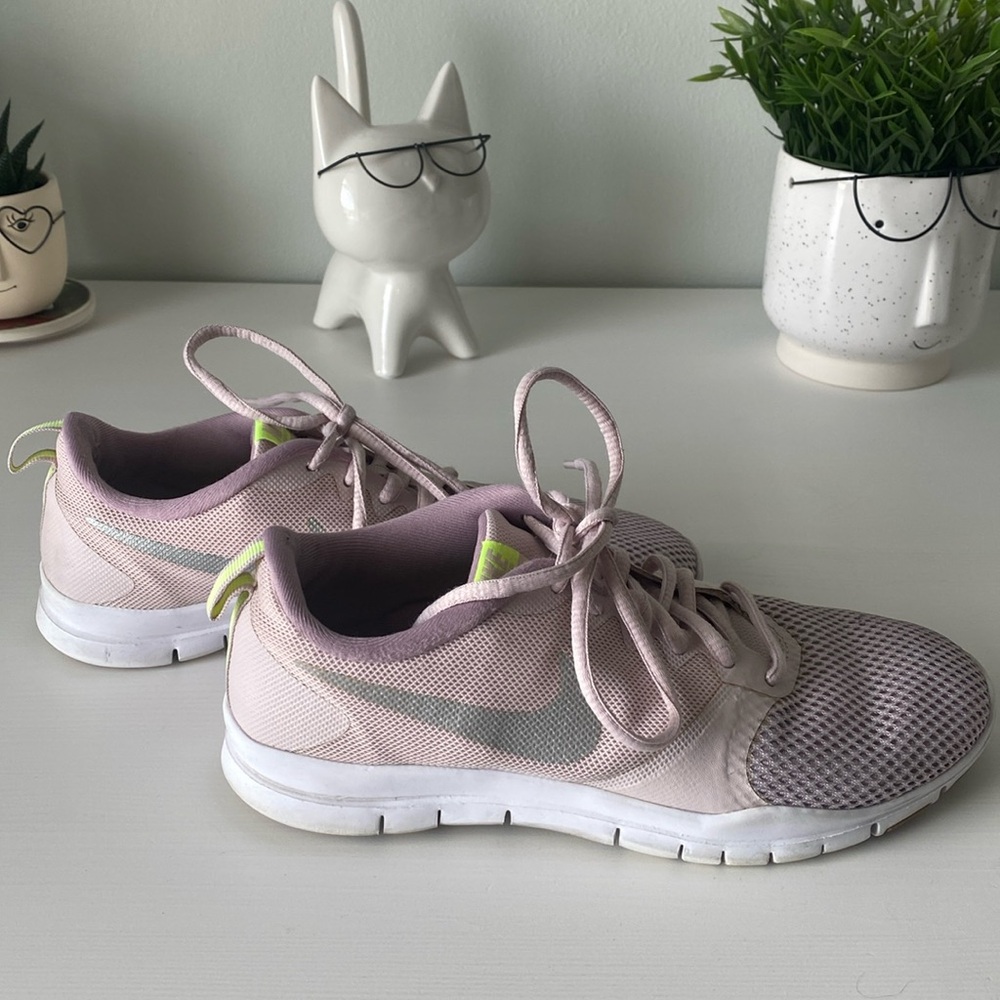 Nike training flex essential tr pink